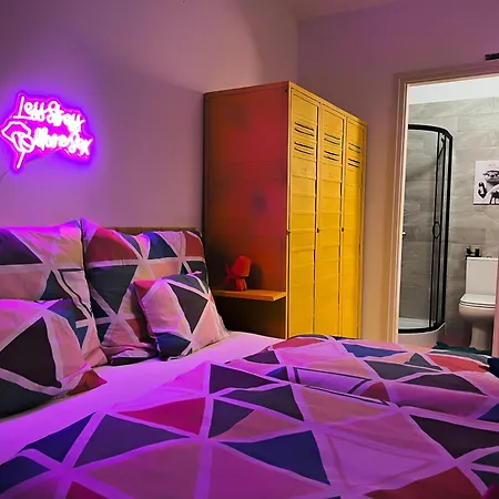 Mojo Dojo Boutique Апартаменты *